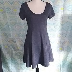 Forever 21 Large Solid Grey Casual Dress